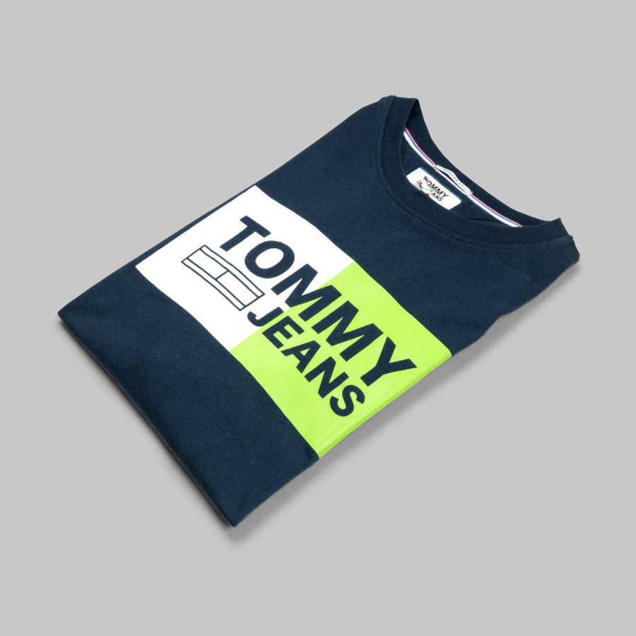 Tommy Hilfiger férfi póló, sötétkék, feliratos, 100% pamut - Image 3