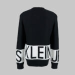 Calvin Klein férfi kötött pulóver, fekete, feliratos - Thumbnail Image 2